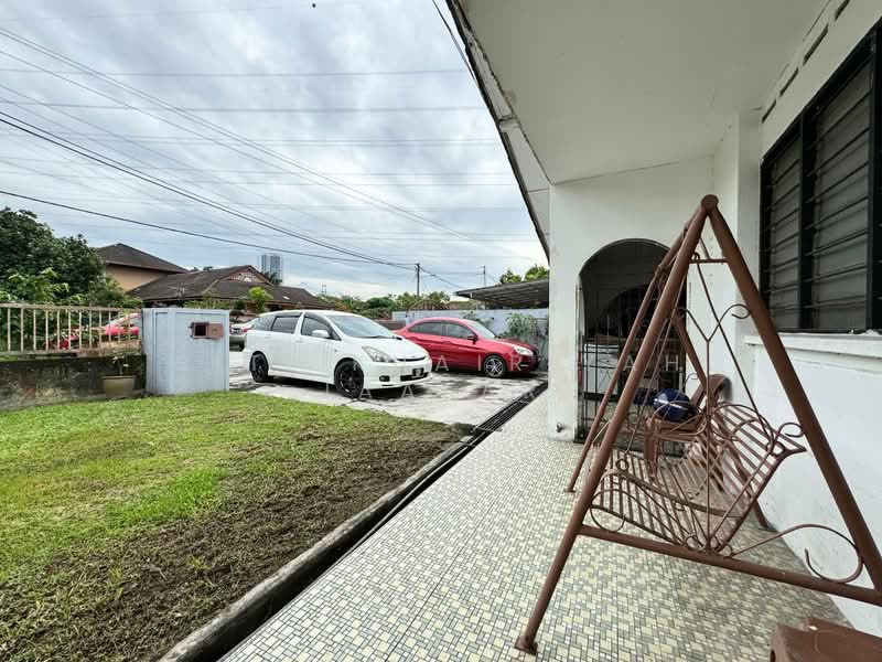 Bungalow Taman Keramat AU Kuala Lumpur untuk Untuk Dijual - RM 830,000, Apr 2026 - Exterior - PropertyGuru.com.my