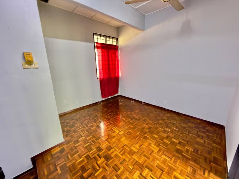 Taman seroja , Bandar Baru Salak Tinggi untuk Untuk Dijual - RM 400,000, Apr 2026 - Interior - PropertyGuru.com.my