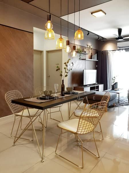 Condominium for Sale at The Edge Residence - Valerie Venna Hee - Dining Room - PropertyGuru.com.my