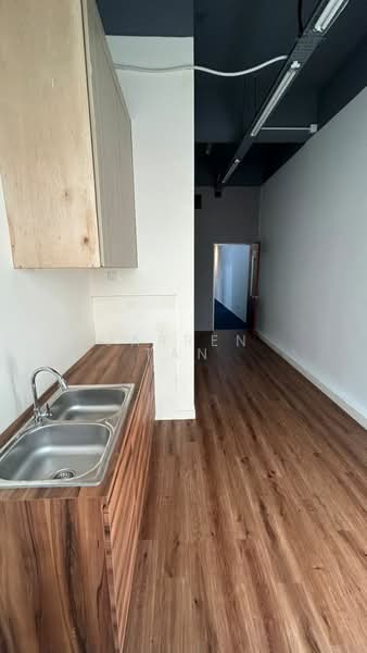 Shop for Rent in Bandar Kinrara Seksyen 5 (Bandar Kinrara) - Jarren Tan - Interior - PropertyGuru.com.my
