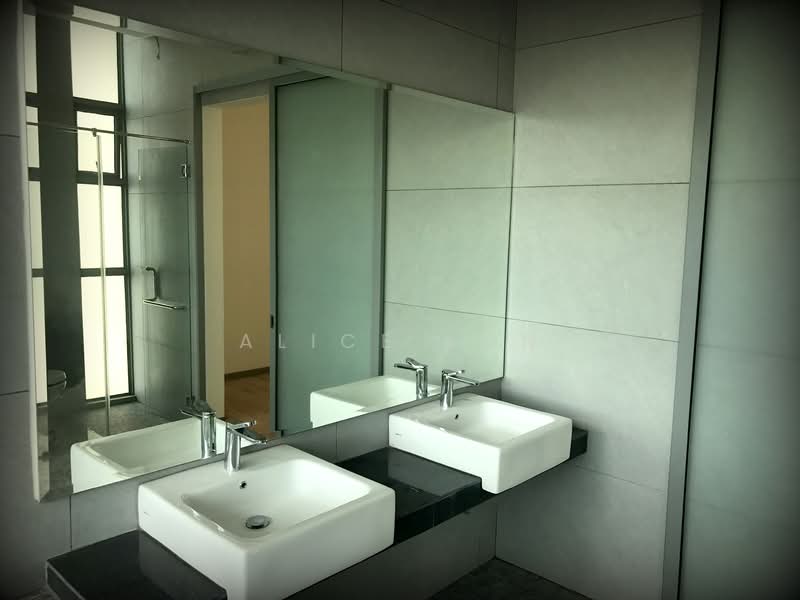 The Park Residence, Kuching untuk Untuk Dijual - RM 3,000,000, Apr 2026 - Bathroom - PropertyGuru.com.my