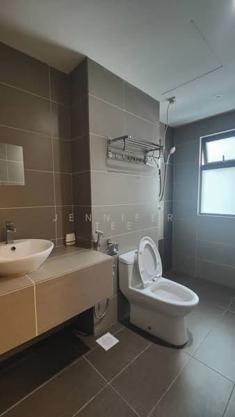 Servis Apartment untuk Disewa di G Residence - Jennifer Tee - Bathroom - PropertyGuru.com.my