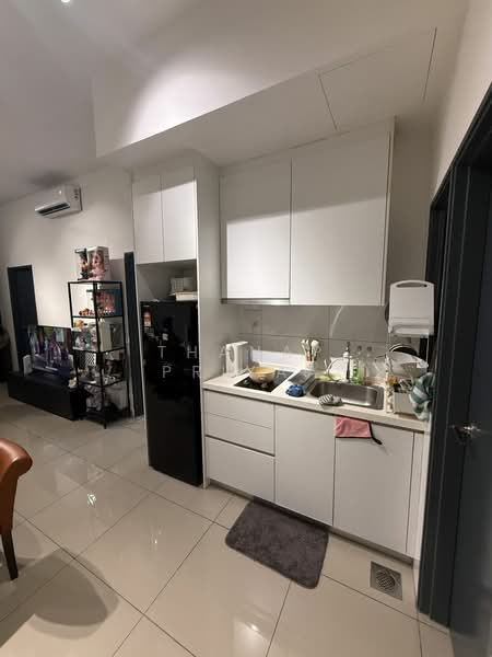 Servis Apartment untuk Disewa di Aera Residence - Thanap Priyaa - Kitchen - PropertyGuru.com.my