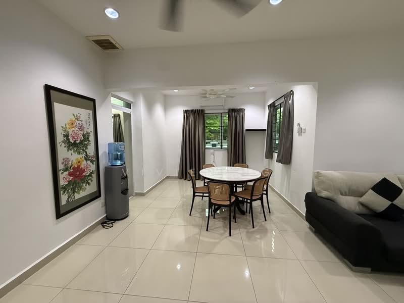 Rumah Banglo untuk Disewa di Bandar Seri Botani (Simpang Pulai) - Vivien Ng - Dining Room - PropertyGuru.com.my