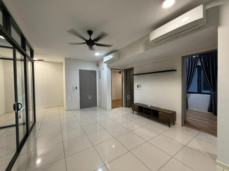 Kondominium untuk Disewa di Bennington Residences @ SkyArena - Alvin Sow - Living Room - PropertyGuru.com.my
