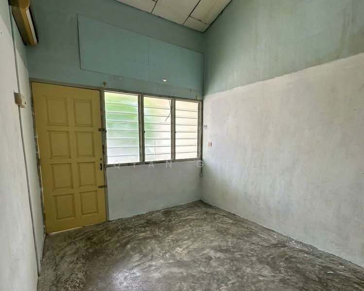 Terraced House for Sale in Island Glades (Jelutong) - Qyan Goh - Interior - PropertyGuru.com.my