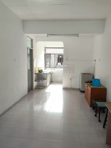 Rumah Flat untuk Dijual di Taman Sri Setia - Leong . - Kitchen - PropertyGuru.com.my