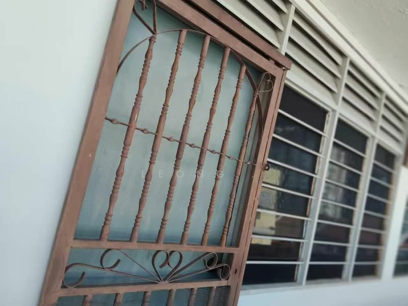 Rumah Flat untuk Dijual di Taman Sri Setia - Leong . - Exterior - PropertyGuru.com.my