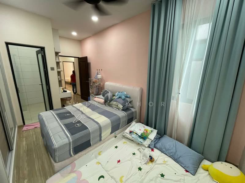 Bungalow for Sale in Kapar (Selangor) - Mike Khor - Bedroom - PropertyGuru.com.my