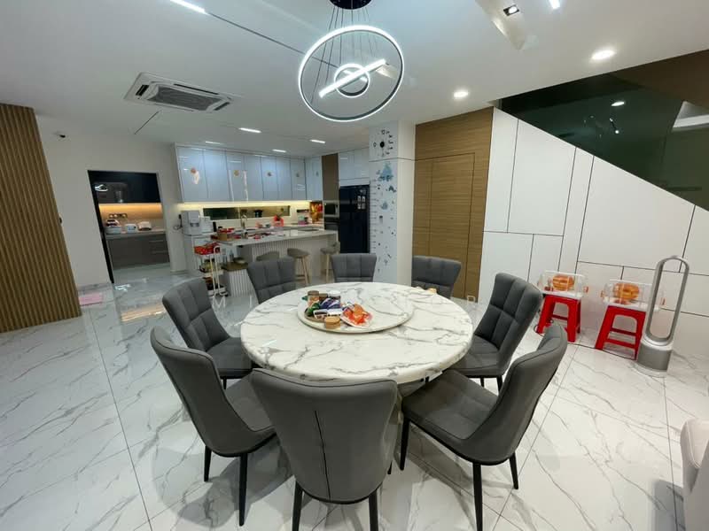 Bungalow for Sale in Kapar (Selangor) - Mike Khor - Dining Room - PropertyGuru.com.my