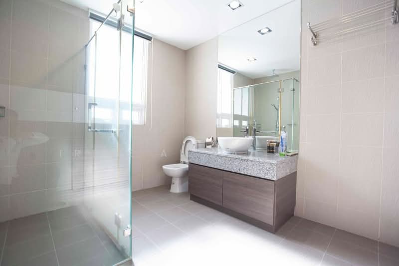 Kondominium untuk Disewa di Pearl Regency - Irene Ai Wah Ooi - Bathroom - PropertyGuru.com.my