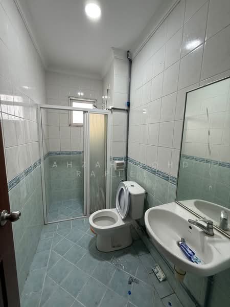 2-storey Terraced House for Rent in Cyberjaya (Selangor) - Mahzah Mohd Rapiee - Bathroom - PropertyGuru.com.my