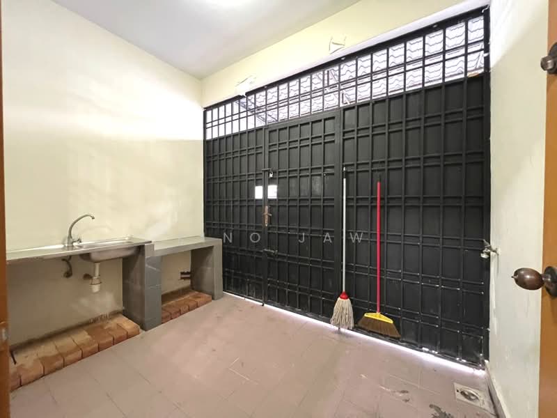 Rumah Teres 2 Tingkat untuk Dijual di Taman Tampoi Indah (Tampoi) - Kino Jaw - Interior - PropertyGuru.com.my