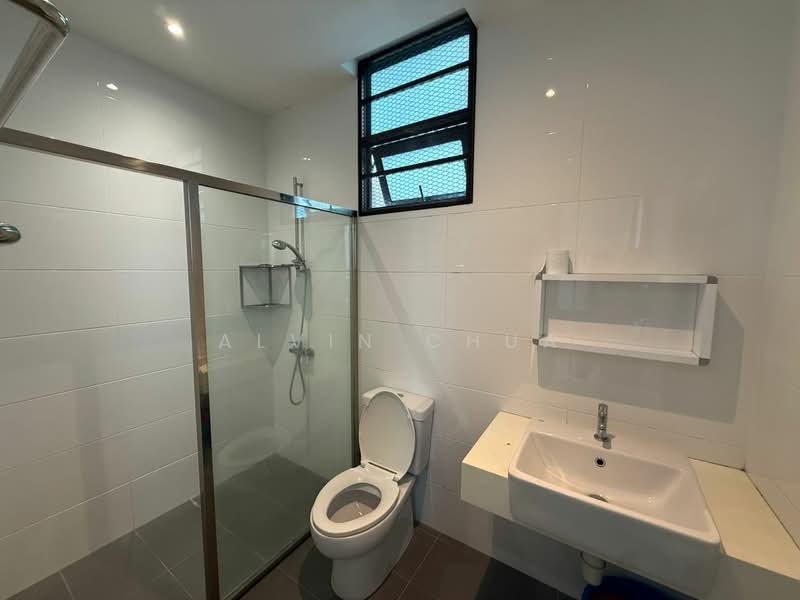 Kondominium untuk Dijual di Royal Richmond Gold - Alvin Chua - Bathroom - PropertyGuru.com.my