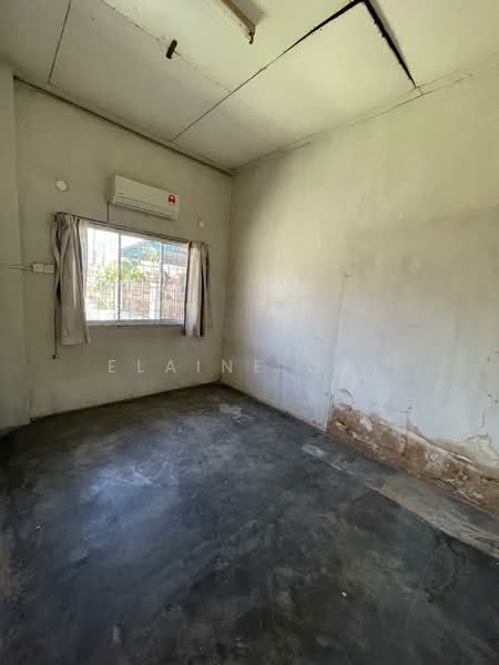 1-storey Terraced House for Sale in Batu Lancang (Jelutong) - Elaine Ooi - Interior - PropertyGuru.com.my