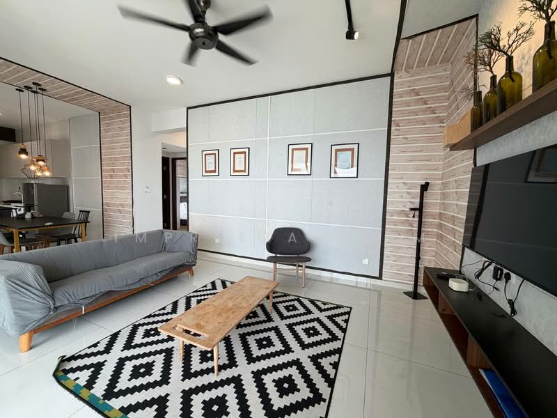 Kondominium untuk Dijual di Royal Strand @ Country Garden Danga Bay - Impreeza Tham - Living Room - PropertyGuru.com.my