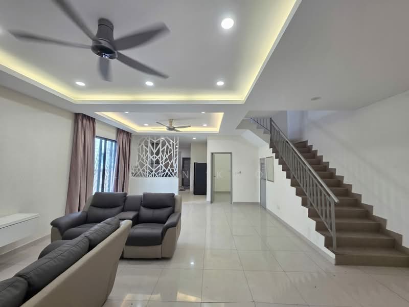 2-storey Terraced House for Sale in Saujana Rawang (Rawang) - Levin Khoo - Living Room - PropertyGuru.com.my