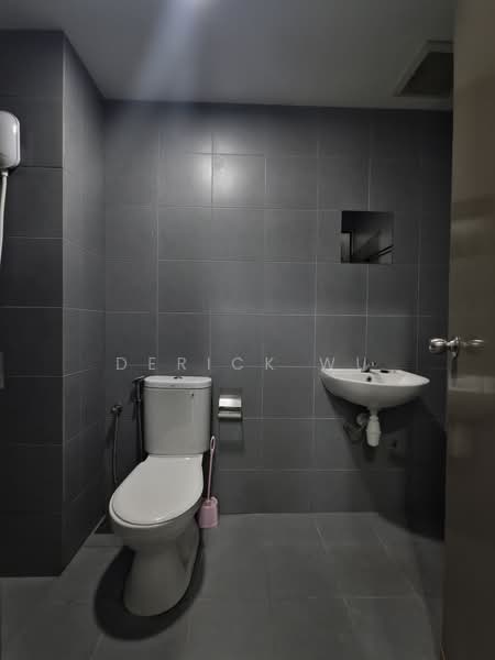 Servis Apartment untuk Disewa di Astetica Residences - Derick Wu - Bathroom - PropertyGuru.com.my