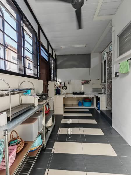 2-storey Terraced House for Sale in Fair Park (Ipoh) - Lee Eugene - Kitchen - PropertyGuru.com.my