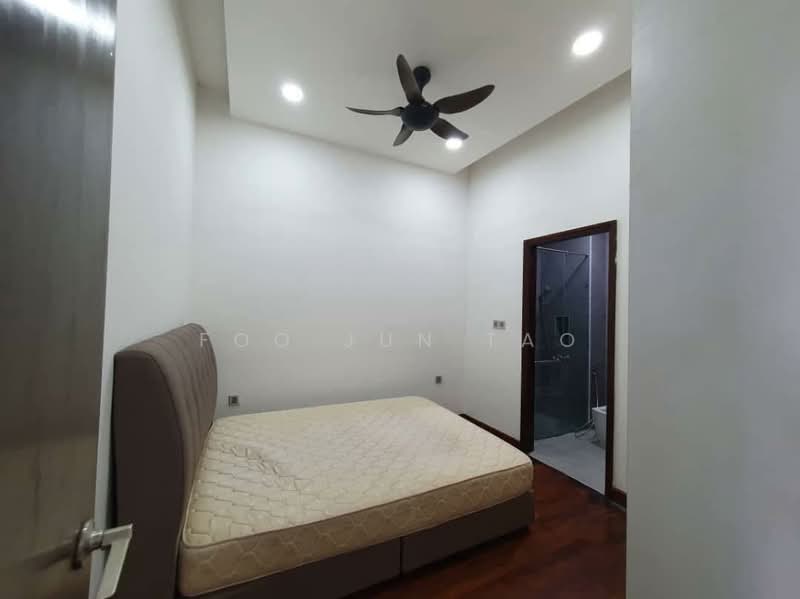 Service Residence for Rent at Paragon Suites @ CIQ - Foo Jun Tao - PropertyGuru.com.my