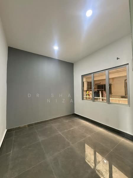 Pangsapuri untuk Dijual di Pangsapuri Mutiara Subang - Dr Shahril Nizam - Interior - PropertyGuru.com.my