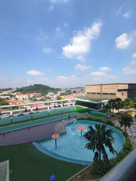 Servis Apartment untuk Dijual di Amerin Residence - Emma R - Pool - PropertyGuru.com.my