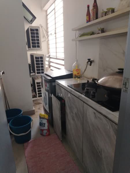 Servis Apartment untuk Dijual di Amerin Residence - Emma R - Kitchen - PropertyGuru.com.my