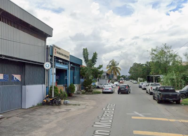 Kilang untuk Disewa di Taman Mount Austin (Tebrau) - Ray Kiang - Exterior - PropertyGuru.com.my
