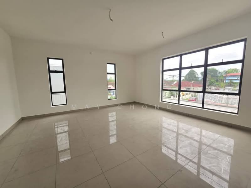 Rumah Berkembar untuk Dijual di Senai (Johor) - May Chong - Living Room - PropertyGuru.com.my