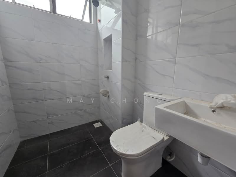 Rumah Berkembar untuk Dijual di Senai (Johor) - May Chong - Bathroom - PropertyGuru.com.my