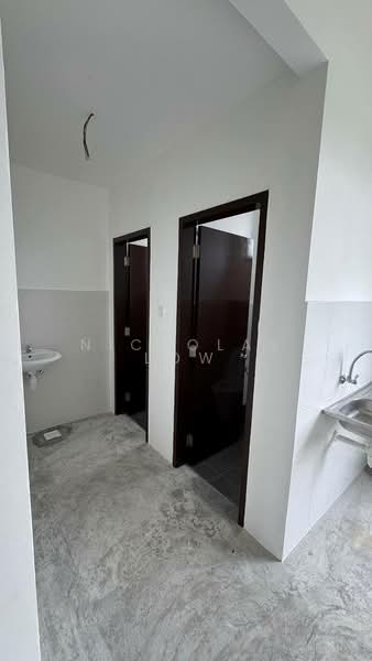 Shop / Office for Rent in Kota Masai (Pasir Gudang) - Nicholas Low - Bathroom - PropertyGuru.com.my