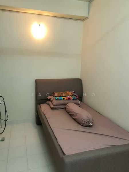 Servis Apartment untuk Dijual di SetiaWalk - Jackie Ho - Bedroom - PropertyGuru.com.my