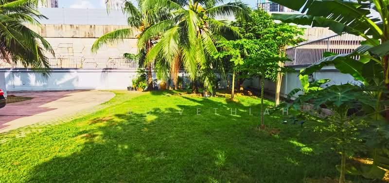 Rumah Berkembar untuk Dijual di Sri Hartamas (Kuala Lumpur) - Guru Vethiah - Garden & Exterior - PropertyGuru.com.my