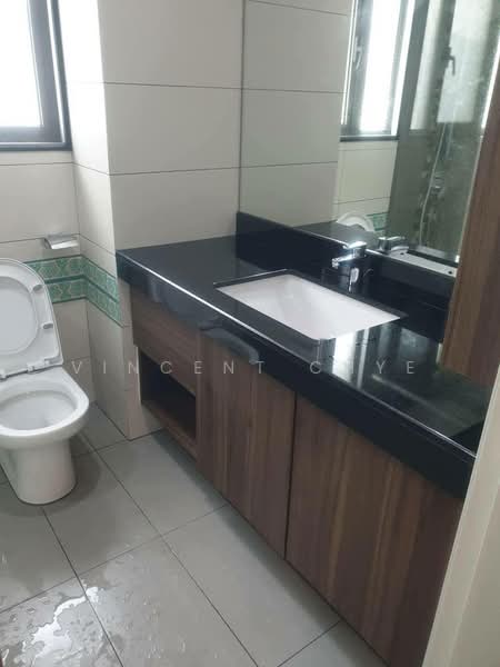 Condominium for Rent at KM1 East - Vincent Chye - Bathroom - PropertyGuru.com.my