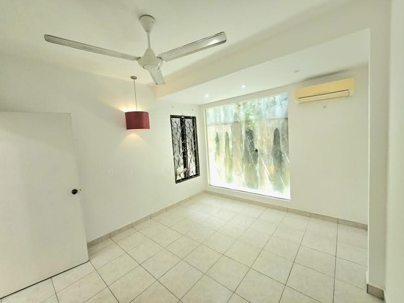 Rumah Teres 2.5-Tingkat untuk Dijual di Puchong (Selangor) - SUNNY YONG - PropertyGuru.com.my