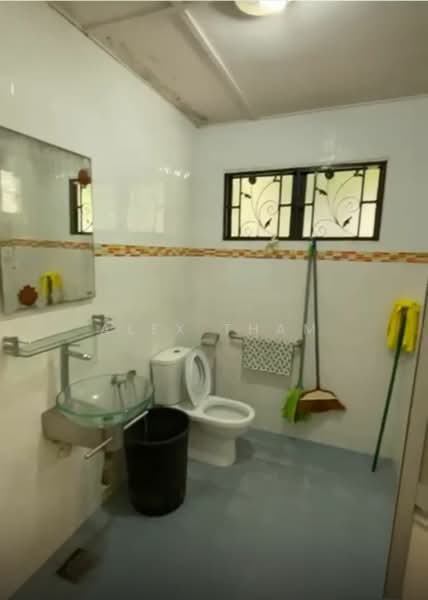 Rumah Teres 2 Tingkat untuk Dijual di Taman Cheras (Cheras) - Alex Tham - Bathroom - PropertyGuru.com.my