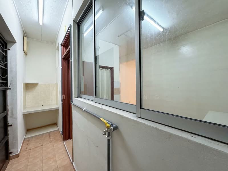 Rumah Teres 2 Tingkat untuk Dijual di Ulu Tiram (Johor) - Bryan Seng - Corridor - PropertyGuru.com.my