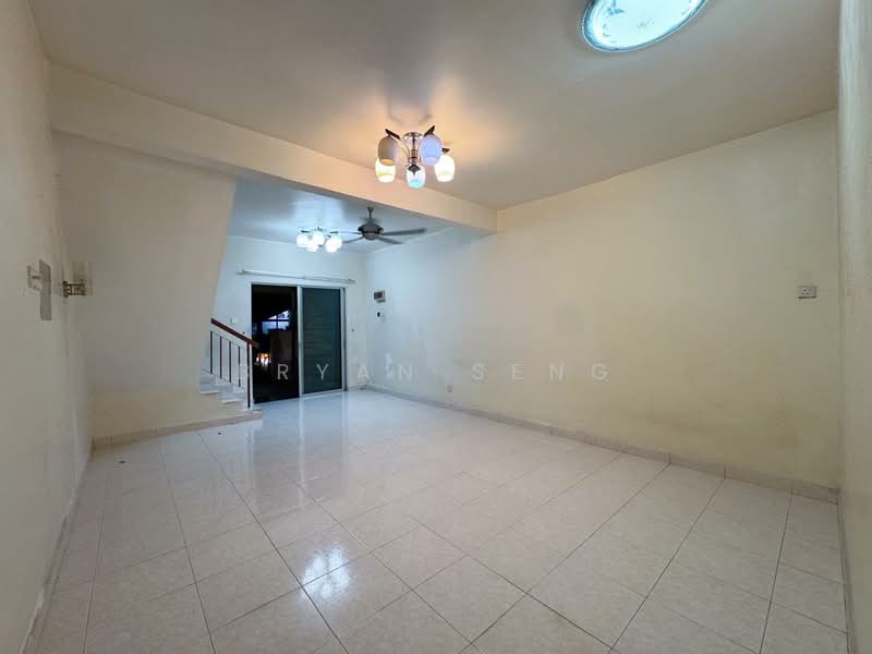 Rumah Teres 2 Tingkat untuk Dijual di Ulu Tiram (Johor) - Bryan Seng - Living Room - PropertyGuru.com.my