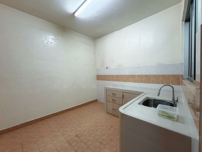 Rumah Teres 2 Tingkat untuk Dijual di Ulu Tiram (Johor) - Bryan Seng - Kitchen - PropertyGuru.com.my