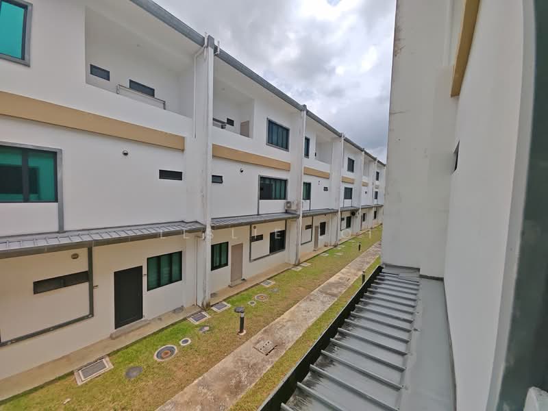 Rumah Bandar untuk Dijual di Kota Padawan (Kuching) - Leslie Loi - PropertyGuru.com.my