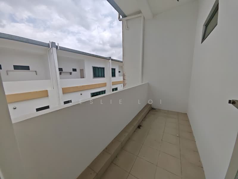 Rumah Bandar untuk Dijual di Kota Padawan (Kuching) - Leslie Loi - PropertyGuru.com.my