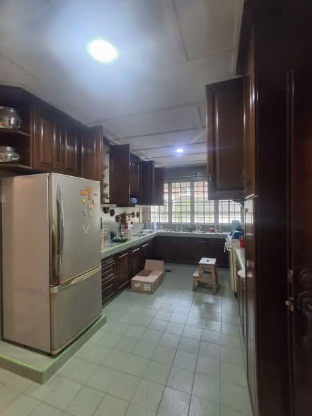 Rumah Banglo untuk Dijual di Rawang (Selangor) - Vee Muru - Kitchen - PropertyGuru.com.my