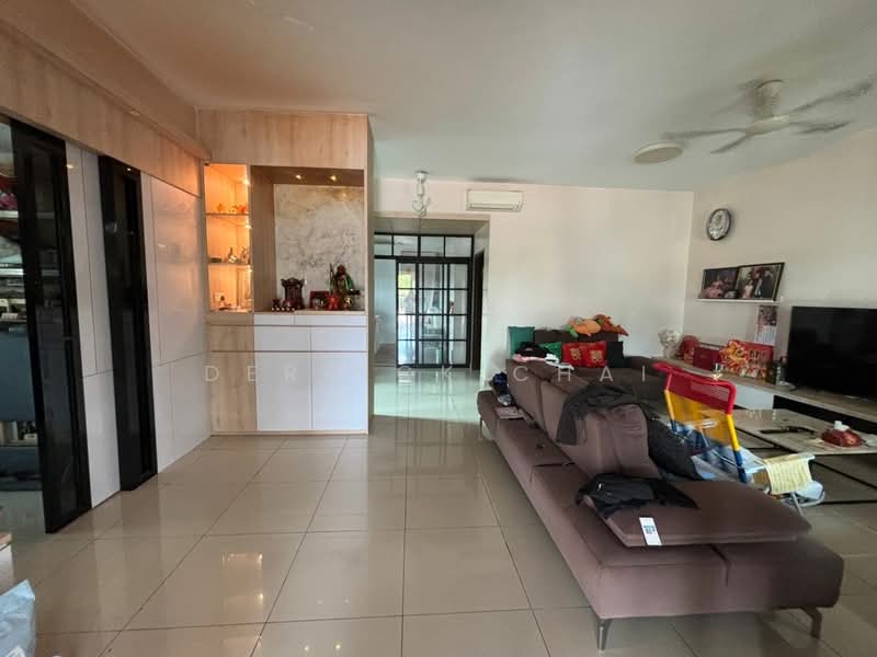 Rumah Kluster untuk Dijual di Taman Sutera Utama (Skudai) - Derrick Chai - Living Room - PropertyGuru.com.my