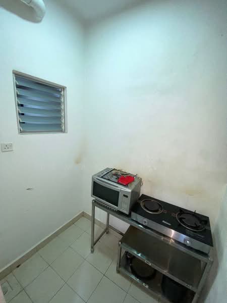 Pangsapuri untuk Dijual di Selangorku Pr1ma Lakefront Homes - Ilman Nahri - Kitchen - PropertyGuru.com.my