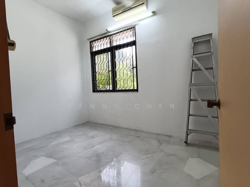 Rumah Teres 2 Tingkat untuk Dijual di Ipoh Garden (Ipoh) - PENNY CHEN - Bedroom - PropertyGuru.com.my