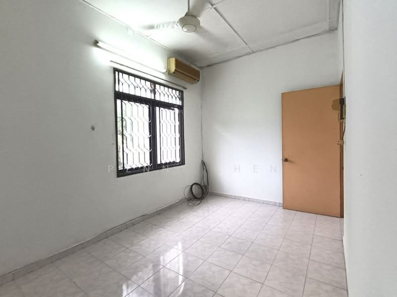 Rumah Teres 2 Tingkat untuk Dijual di Ipoh Garden (Ipoh) - PENNY CHEN - Bedroom - PropertyGuru.com.my