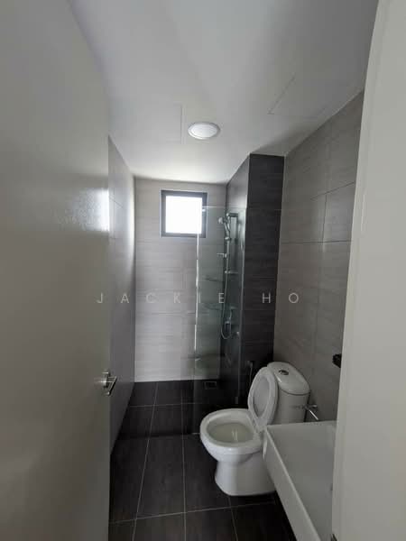 Servis Apartment untuk Disewa di Suria Garden - Jackie Ho - Bathroom - PropertyGuru.com.my
