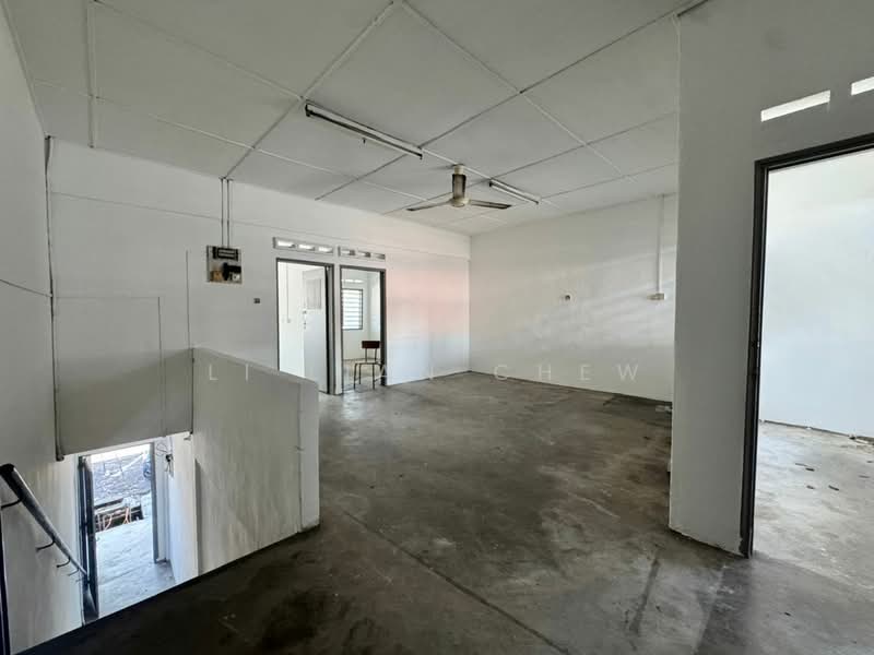 Shop for Rent in Taman Sri Tebrau (Johor Bahru) - Li Lian Chew - Interior - PropertyGuru.com.my