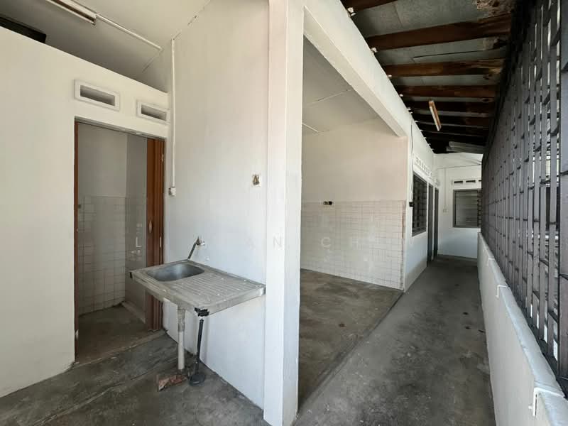 Shop for Rent in Taman Sri Tebrau (Johor Bahru) - Li Lian Chew - Interior - PropertyGuru.com.my