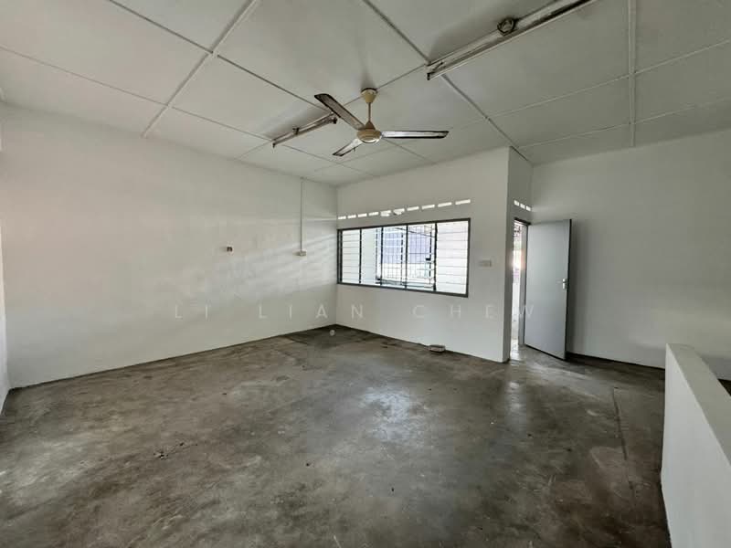 Shop for Rent in Taman Sri Tebrau (Johor Bahru) - Li Lian Chew - Interior - PropertyGuru.com.my